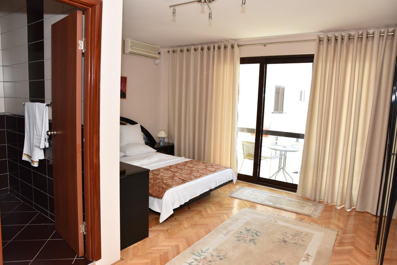 Guest House Evropa Улцинь Экстерьер фото