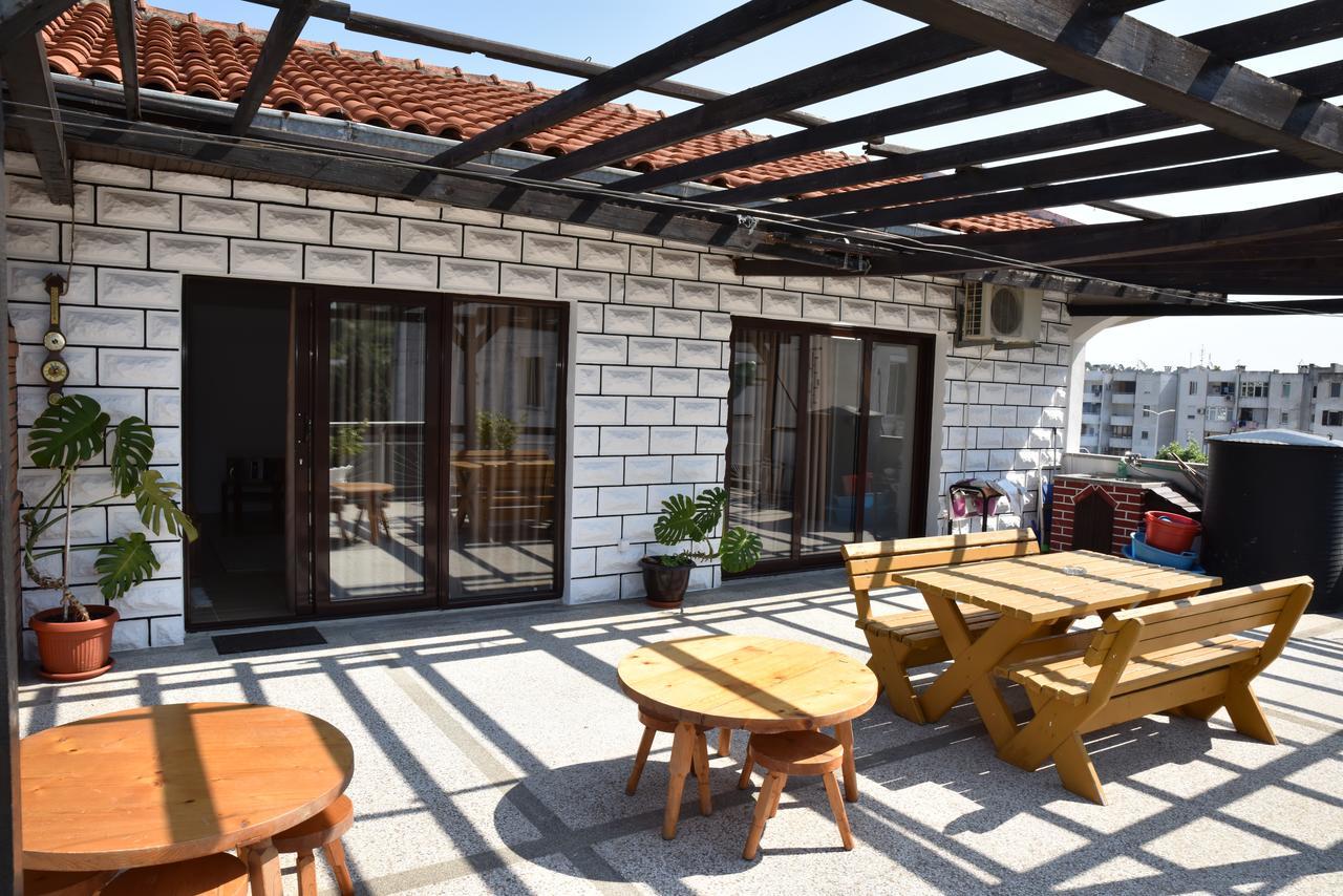 Guest House Evropa Улцинь Экстерьер фото